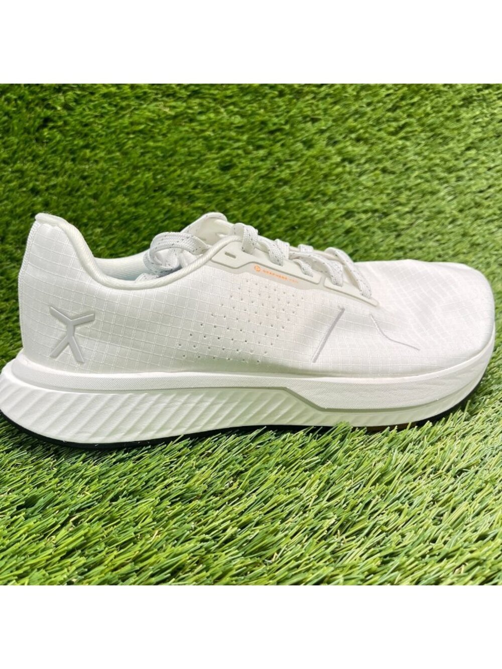 Flux Adapt Graphene RR White Womens Size 9 Mens Size 7.5 Athletic Shoes Sneakers